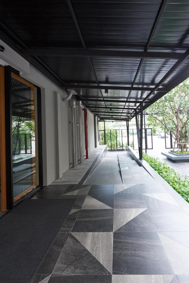 Almas Hotel Bangkok Buitenkant foto