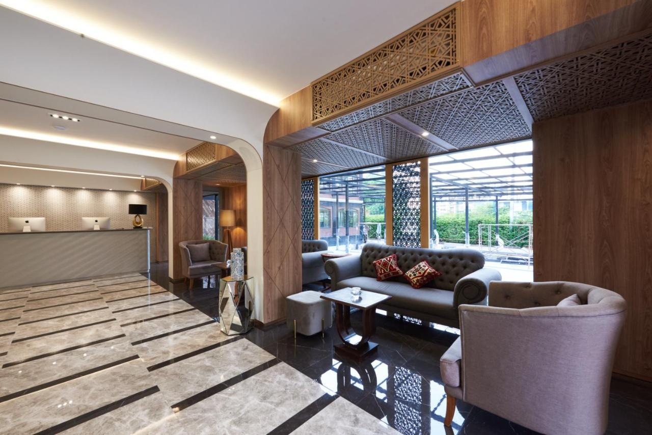 Almas Hotel Bangkok Buitenkant foto